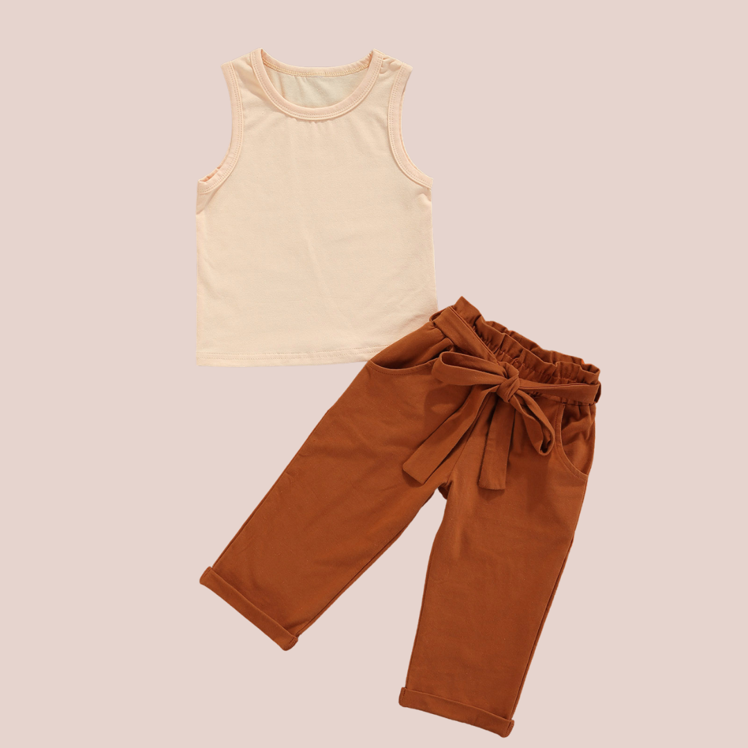 Solid Top + Brown Bow Pants - Shopminidrip